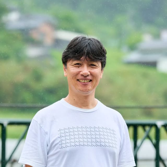 Kazuhiro Ono (Group Chairman/CEO)